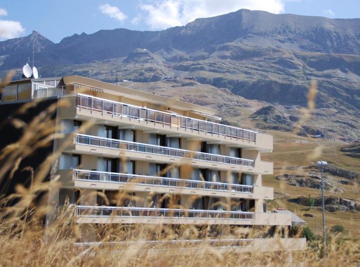 Hotel Le Dome Alpe d'Huez Dış mekan fotoğraf